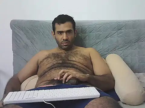 AlphaLatinoBear webcam