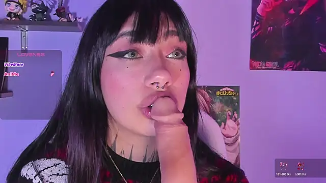 Akari1_Mischief webcam