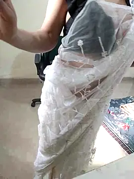 Webcam Model (Pihu_Chopra)  is live.Free join now!