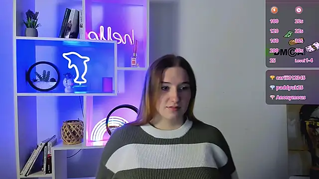 daisy_candy (F young) - flash boobs