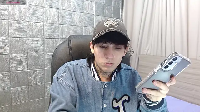 iantwink18 (M twink) - cum big load