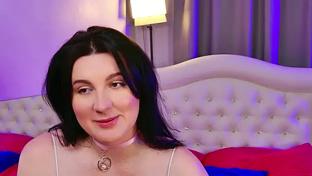 love_me__tonight_ webcam