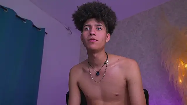 Afro_god_ webcam