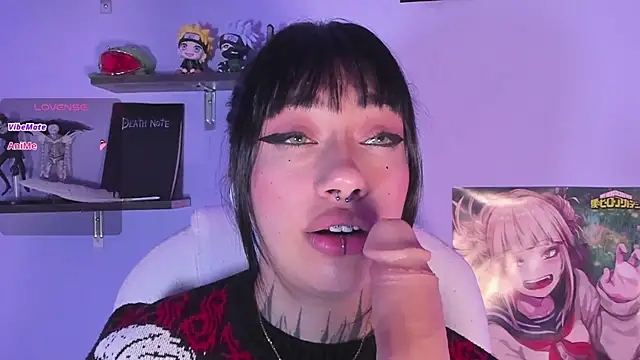 Akari1_Mischief webcam