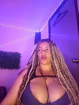 Webcam Model (Eva_Luxei)  is live.Free join now!