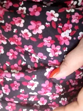 tamilthanushri webcam