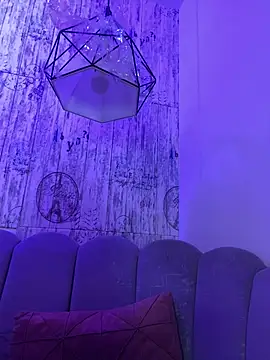 Webcam Model (AbyThompson)  is live.Free join now!