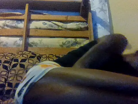 LookingLover34 webcam