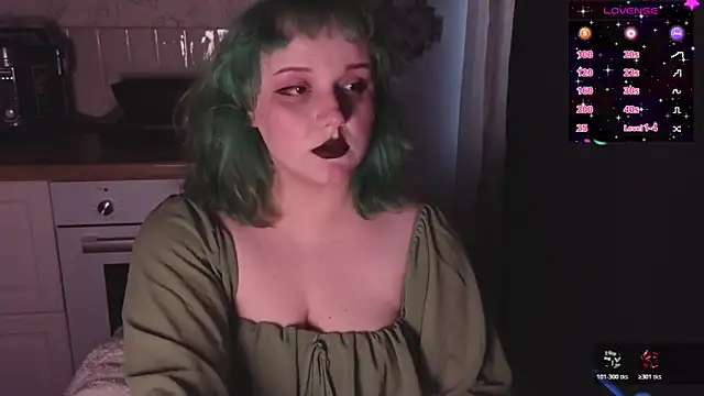 Kristen_Blaze webcam