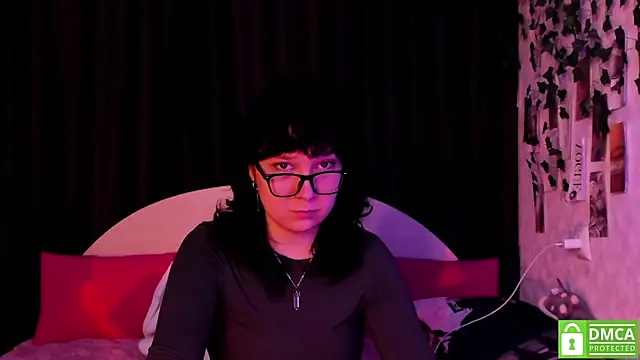 dreamgirllovee webcam