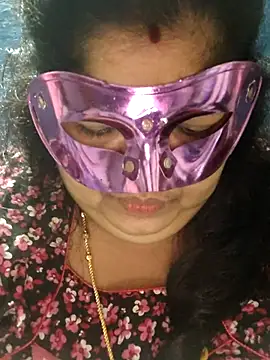 tamilthanushri webcam