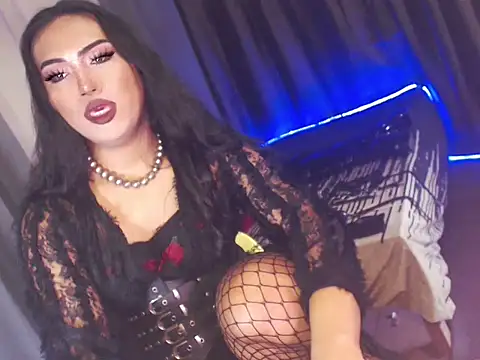 Hail_ur_Dominant webcam