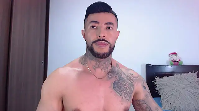 andrea_de_lucaa webcam