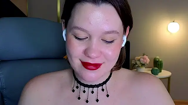 katy__moonj webcam