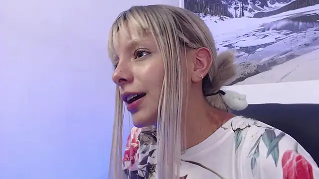 peyton_golden1 webcam