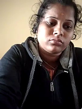 sweetqueen143 webcam