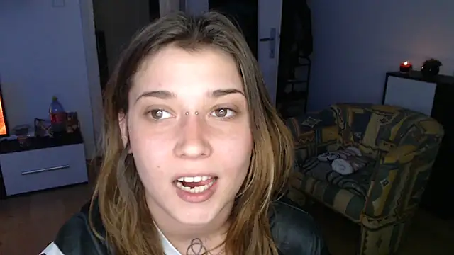 Aliens4twenty webcam