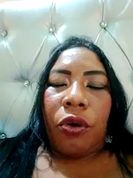 rosmery-navarro webcam