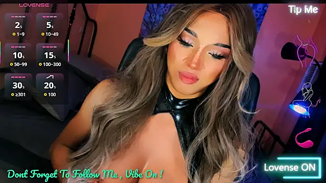 xUrGoddess_Bellax webcam