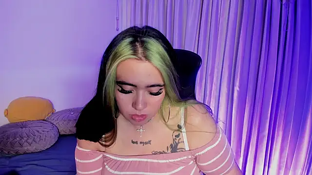 Lilith_Zenith_ webcam