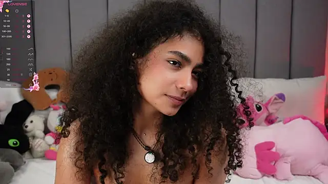 victoria_curly (F teen) - 😁 No top or no panties?