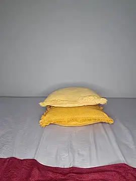 CertifiedhottieXOXO webcam