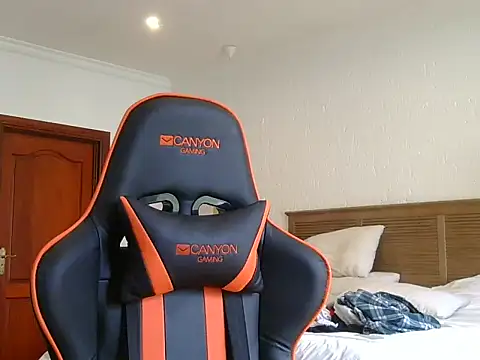 TroyDieselXXX webcam