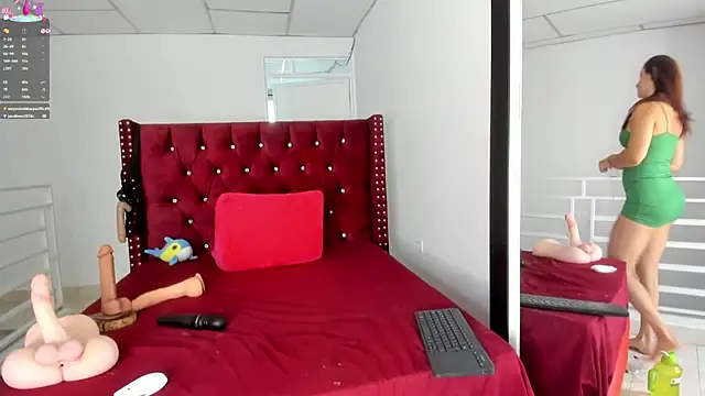 sophivans_milf webcam