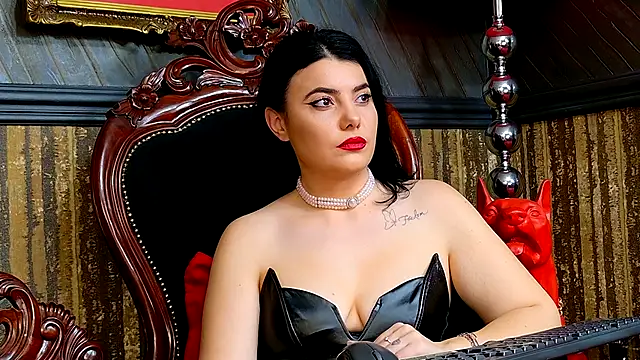 MistressEly webcam