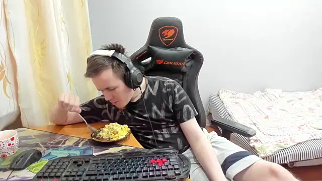 iliaskrislove webcam