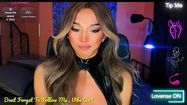 xUrGoddess_Bellax webcam