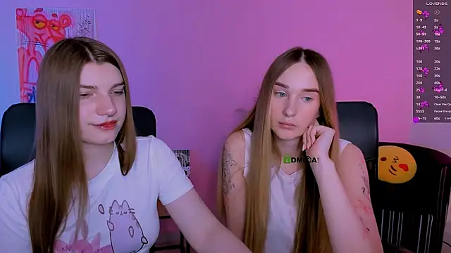 pure_radiance1 Live Webcam on Stripchat