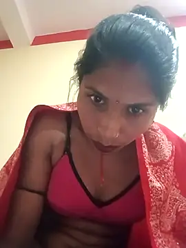 Webcam Model (Veshali_Love143)  is live.Free join now!