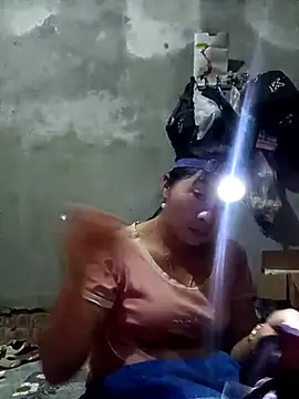 vangkt-cute - Vangkt-cute's free webcam