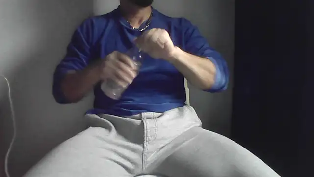 fl3xxx1 (Ask my age) - #bisexuals #brunettes #cam2cam #daddies #dirty-talk #erotic-dance #hd #masturbation #middle-priced-privates #muscular #sexting #small-audience #striptease #white