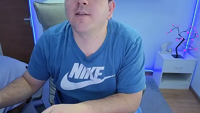 jasonjacks (M young) - Masturbating hard and Cum