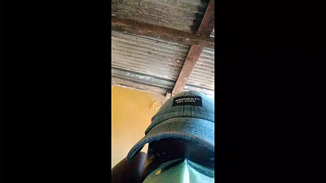 Preview of hornyass_bitch