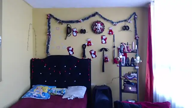 Violet_And_Smith webcam