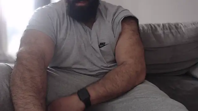 hugemachohandsome webcam