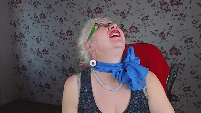 Maya_Mayflower webcam