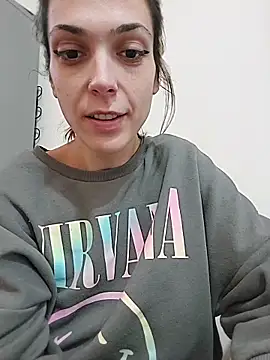 SheTheDeeevil webcam