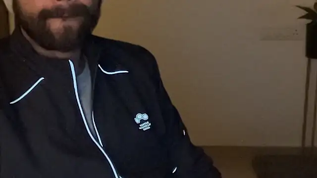 makemeawareaah - MakeMeAwareAah's free webcam - UK Sex Cams