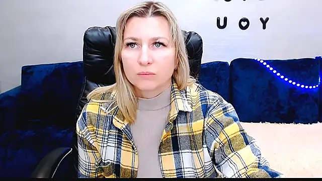 Incredible_Ariela webcam