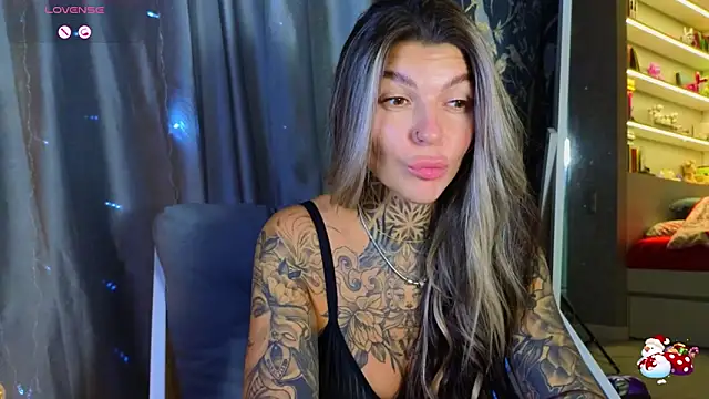 tattooedBabyy webcam