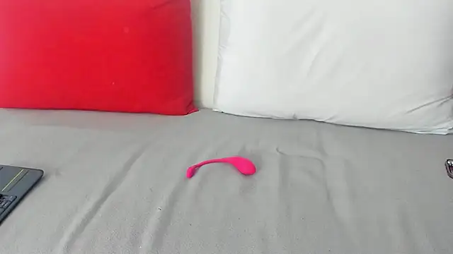 cute_angel95 - Cute_angel95's free webcam - UK Sex Cams