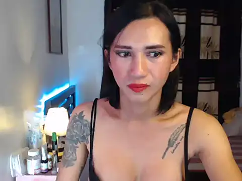 yourcutieslut87 webcam