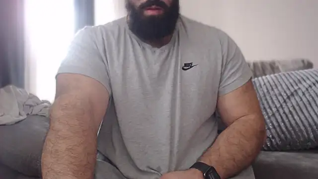 hugemachohandsome webcam