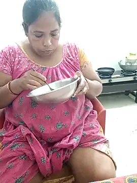 Webcam Model (Hotty-rumi)  is live.Free join now!