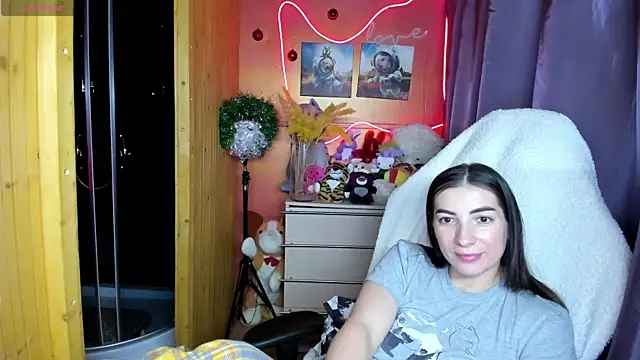 Fiery_Brunette_ webcam