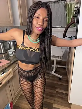 Squirt-Fuck-Queen webcam